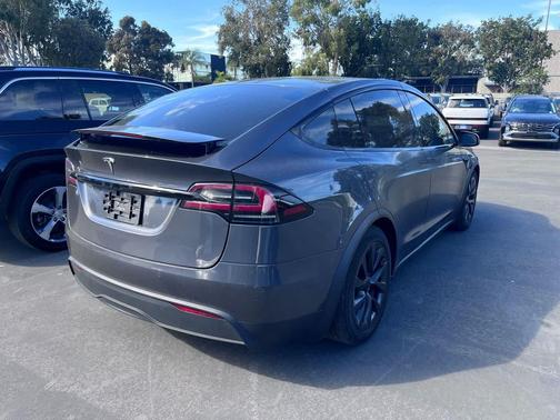 2022 Tesla Model X Dual Motor All-Wheel Drive
