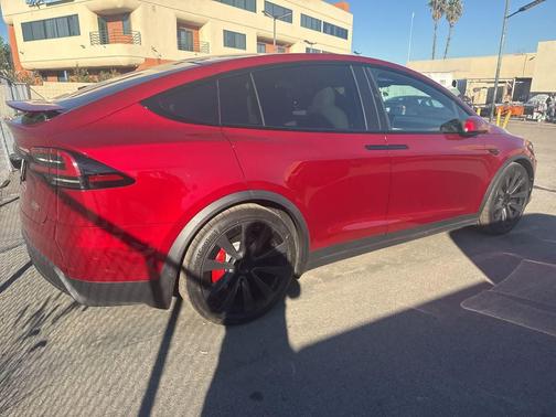 2024 Tesla Model X Plaid Tri Motor All-Wheel Drive