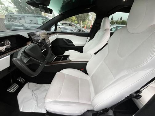 2022 Tesla Model X Dual Motor All-Wheel Drive