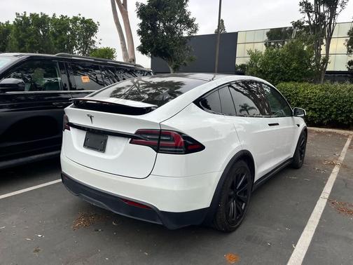 2022 Tesla Model X Dual Motor All-Wheel Drive