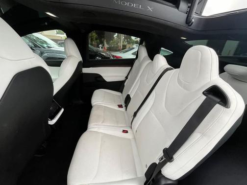 2022 Tesla Model X Dual Motor All-Wheel Drive