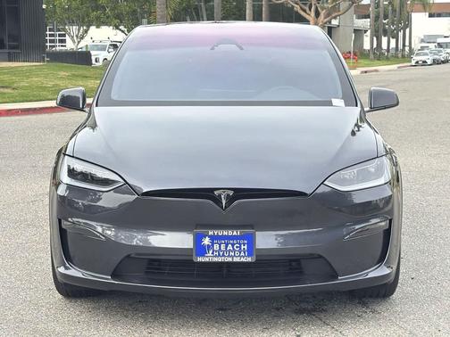 2025 Tesla Model X Long Range