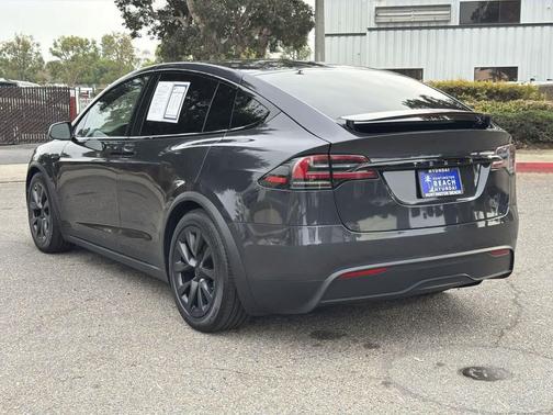 2025 Tesla Model X Long Range