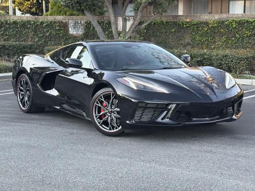2026 Chevrolet Corvette Stingray w/1LT
