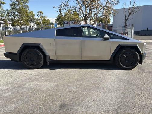 2024 Tesla Cybertruck All-Wheel Drive