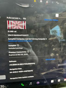 2023 Tesla Model S Plaid