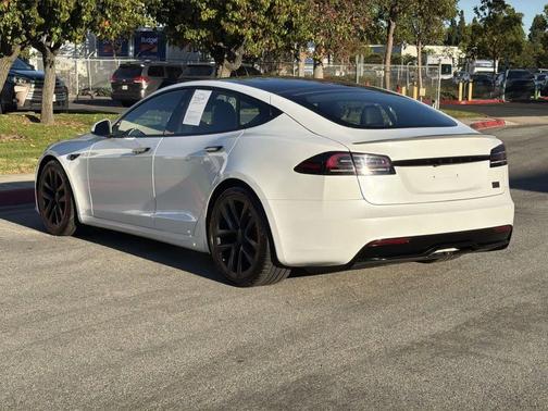 2023 Tesla Model S Plaid