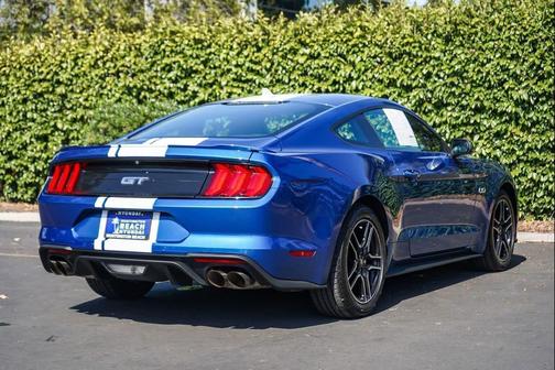 Atlas Blue Metallic 2022 Ford Mustang GT