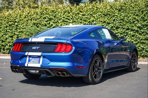 Atlas Blue Metallic 2022 Ford Mustang GT