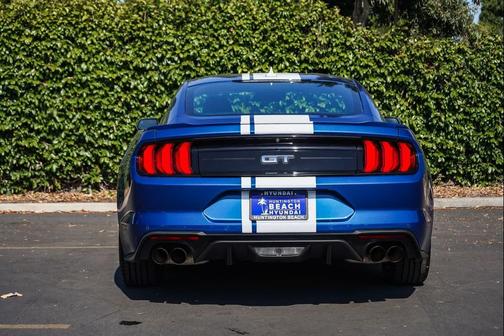 Atlas Blue Metallic 2022 Ford Mustang GT