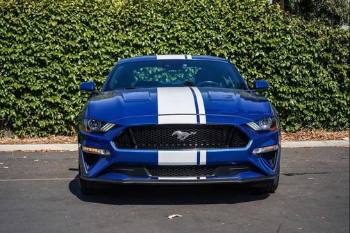Atlas Blue Metallic 2022 Ford Mustang GT