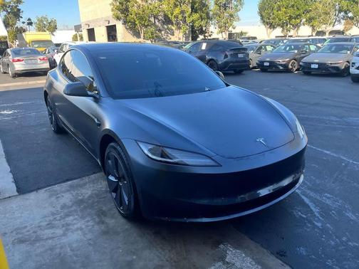 2025 Tesla Model 3 Long Range