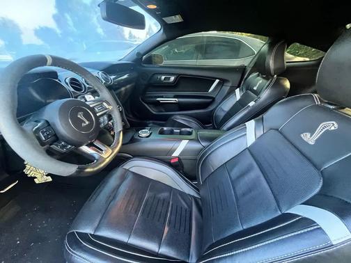 2021 Ford Shelby GT500 Base