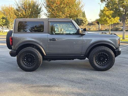 2022 Ford Bronco Black Diamond