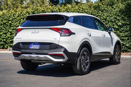 Snow White Pearl 2023 Kia Sportage Hybrid LX