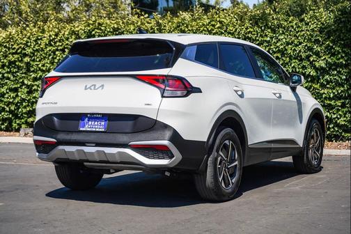 Snow White Pearl 2023 Kia Sportage Hybrid LX