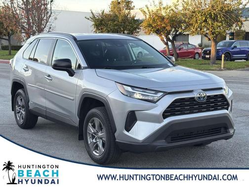 2024 Toyota RAV4 Hybrid LE