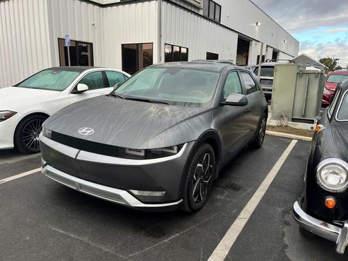 2024 Hyundai IONIQ 5 SEL