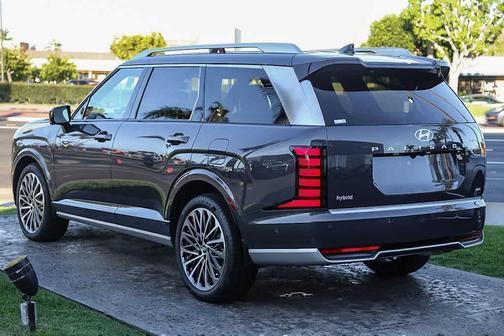 Ecotronic Gray Pearl 2026 Hyundai Palisade Hybrid Calligraphy