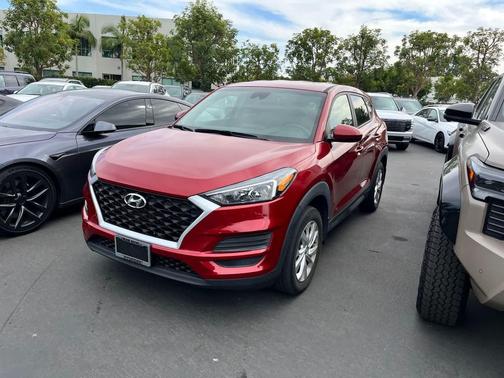 2021 Hyundai TUCSON SE