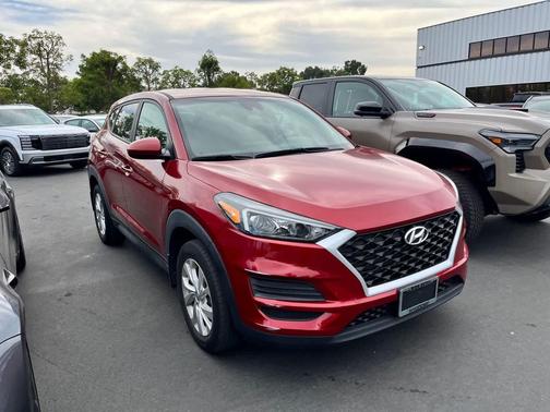 2021 Hyundai TUCSON SE