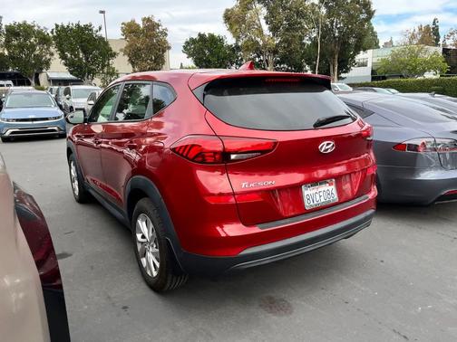 2021 Hyundai TUCSON SE