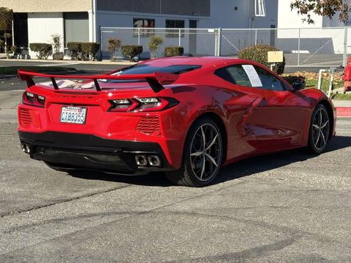 2022 Chevrolet Corvette Stingray w/1LT
