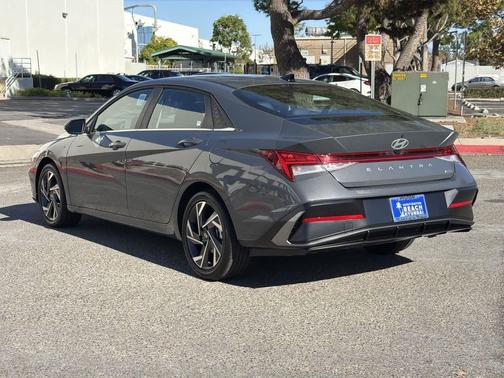2025 Hyundai ELANTRA HEV Limited
