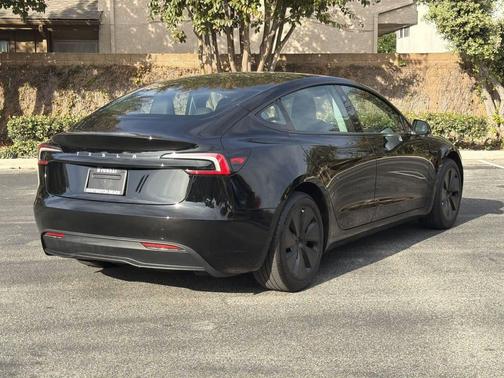 2024 Tesla Model 3 Standard Range