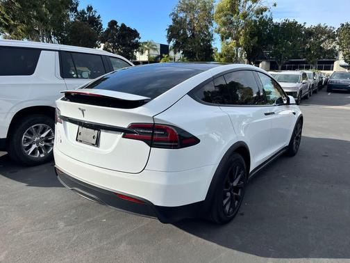 2022 Tesla Model X Dual Motor All-Wheel Drive