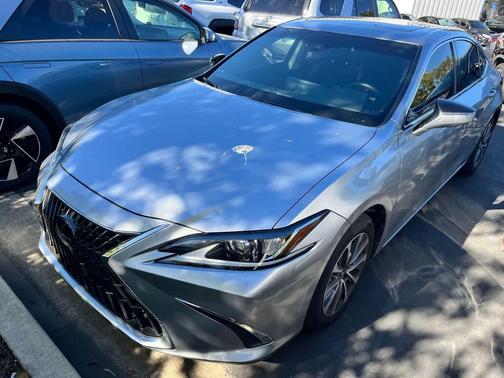2022 Lexus ES 350 Base