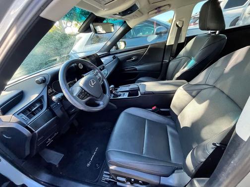 2022 Lexus ES 350 Base