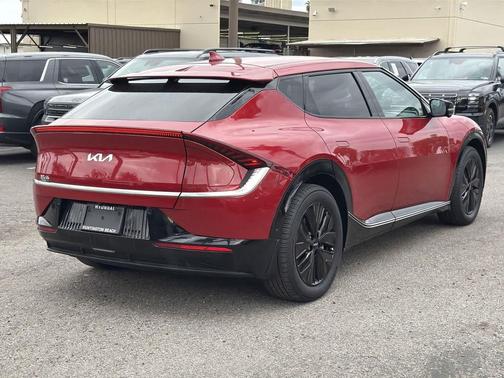 2023 Kia EV6 Wind