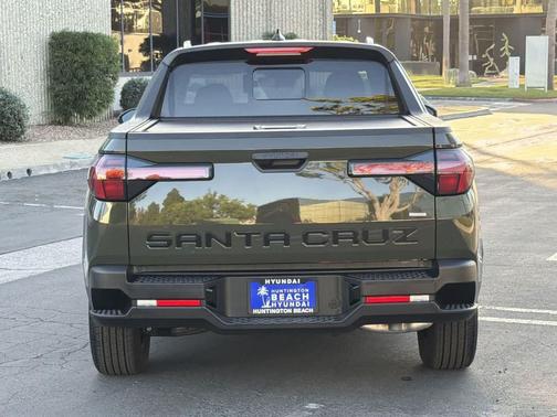 2025 Hyundai SANTA CRUZ SEL Activity