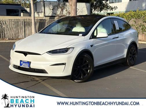 2023 Tesla Model X Standard Range