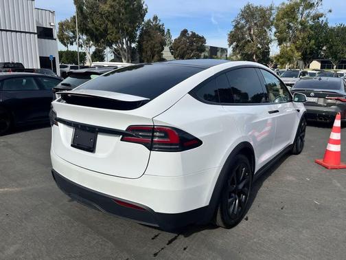 2023 Tesla Model X Standard Range