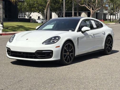 2021 Porsche Panamera 4