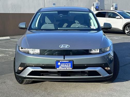 2025 Hyundai IONIQ 5 SE