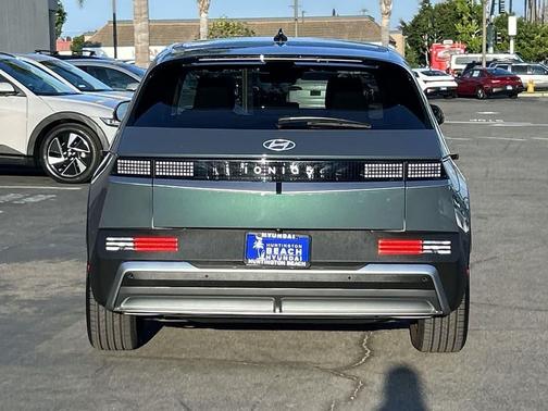 2025 Hyundai IONIQ 5 SE