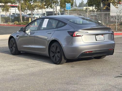2025 Tesla Model 3 Long Range