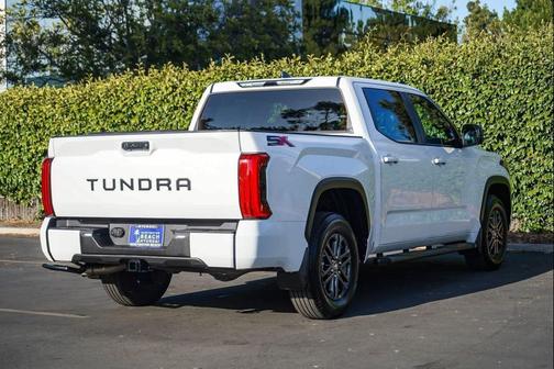 Ice Cap 2025 Toyota Tundra SR5