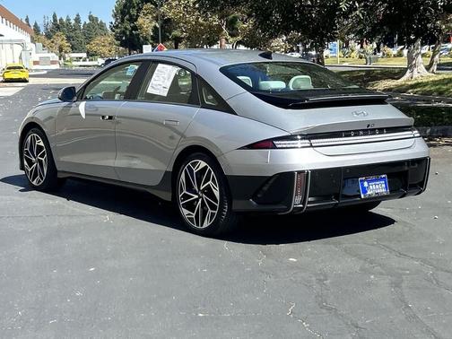 2024 Hyundai IONIQ 6 SEL