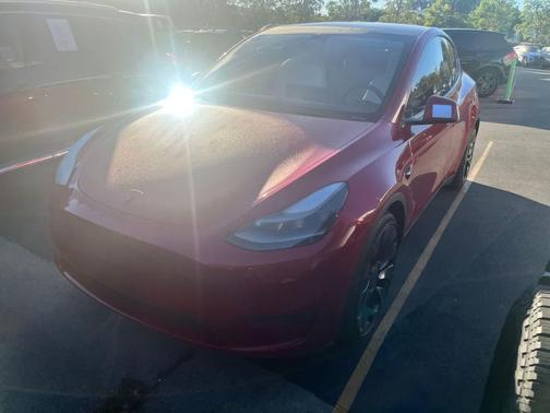 2023 Tesla Model Y Performance