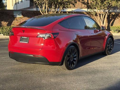 2023 Tesla Model Y Performance Dual Motor All-Wheel Drive
