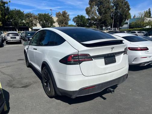2022 Tesla Model X Dual Motor All-Wheel Drive