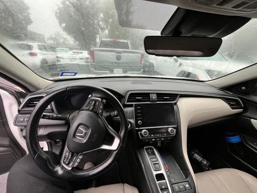 2021 Honda Insight Touring