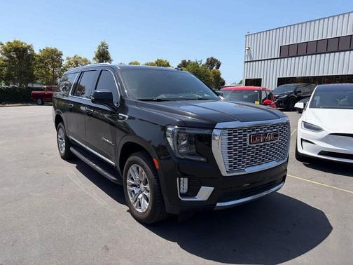 Onyx Black 2021 GMC Yukon XL Denali