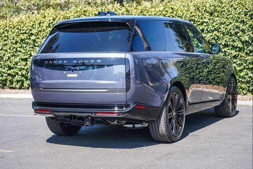 Gray 2025 Land Rover Range Rover P530 SE