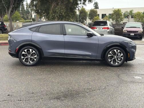 2021 Ford Mustang Mach-E Premium