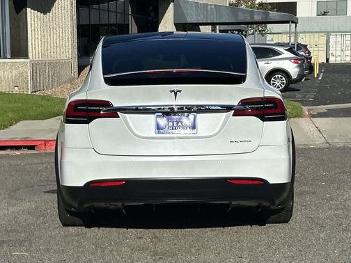 2020 Tesla Model X Long Range Dual Motor All-Wheel Drive